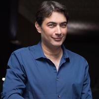 پارسا پیروزفر