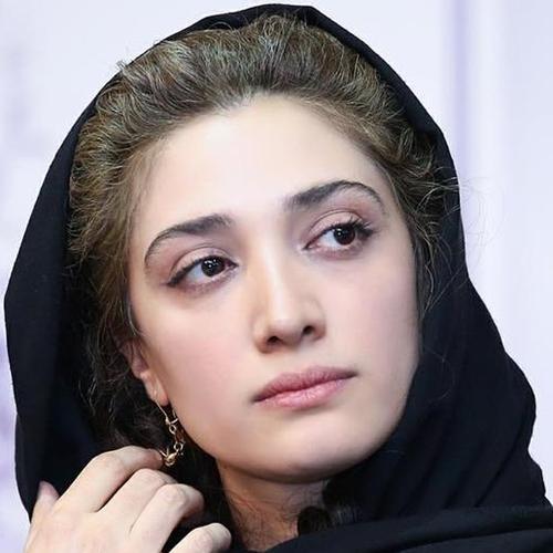Mina Sadati (مینا ساداتی)